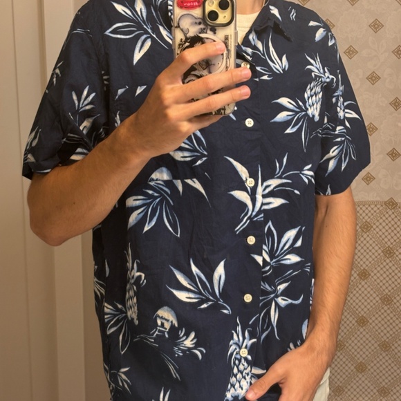 light ralph lauren shirt with white pineapples prints - Picture 5 of 6